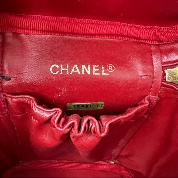Chanel Timeless Vanity Case, Red Caviar Leather Bag - Picture 12 of 16